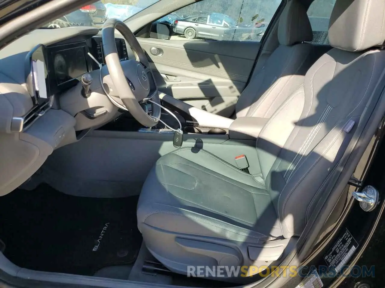 7 Photograph of a damaged car 5NPLS4AG3MH034887 HYUNDAI ELANTRA 2021