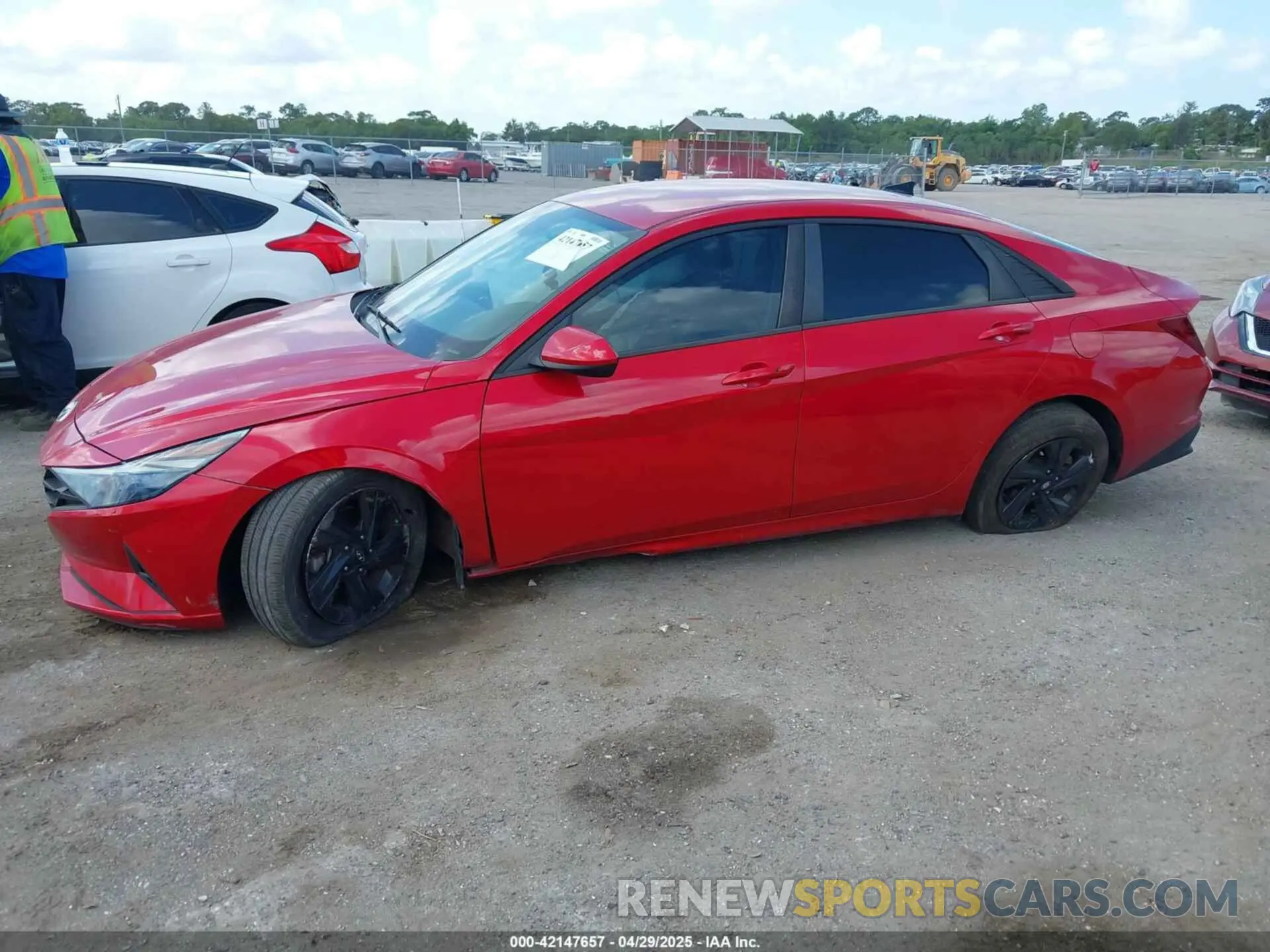 14 Photograph of a damaged car 5NPLS4AG3MH052015 HYUNDAI ELANTRA 2021