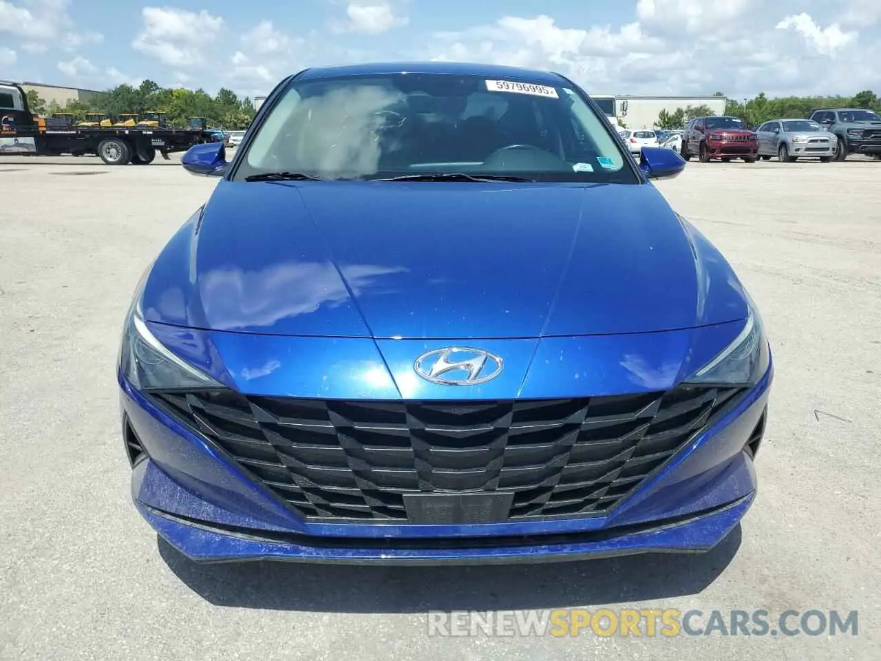 5 Photograph of a damaged car 5NPLS4AG5MH017363 HYUNDAI ELANTRA 2021