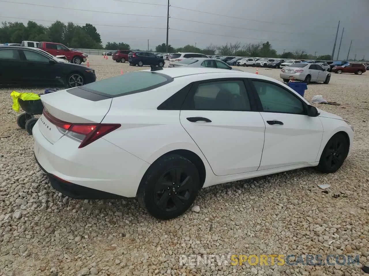 3 Photograph of a damaged car 5NPLS4AG5MH027343 HYUNDAI ELANTRA 2021