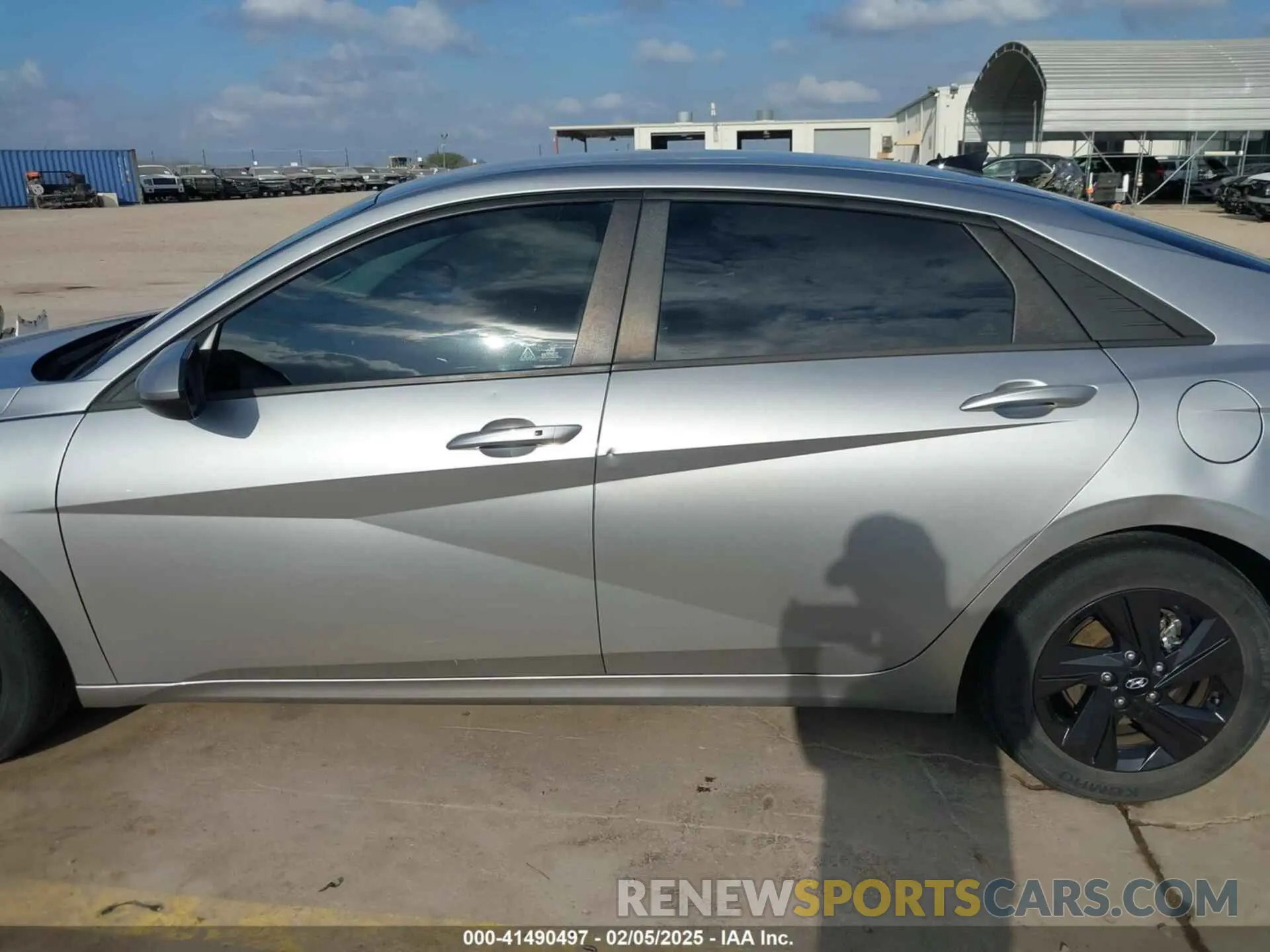 15 Photograph of a damaged car 5NPLS4AG5MH044224 HYUNDAI ELANTRA 2021