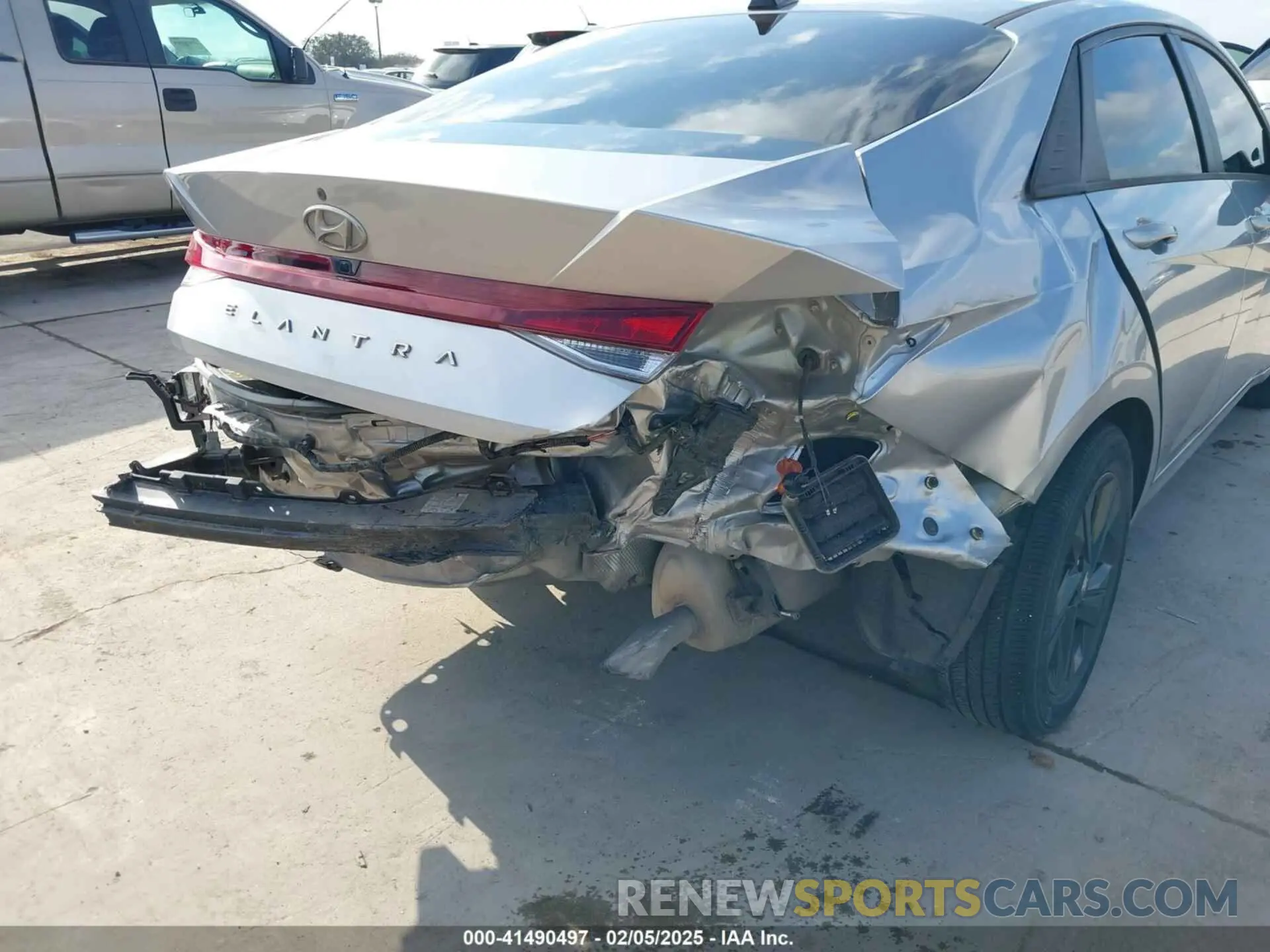 6 Photograph of a damaged car 5NPLS4AG5MH044224 HYUNDAI ELANTRA 2021