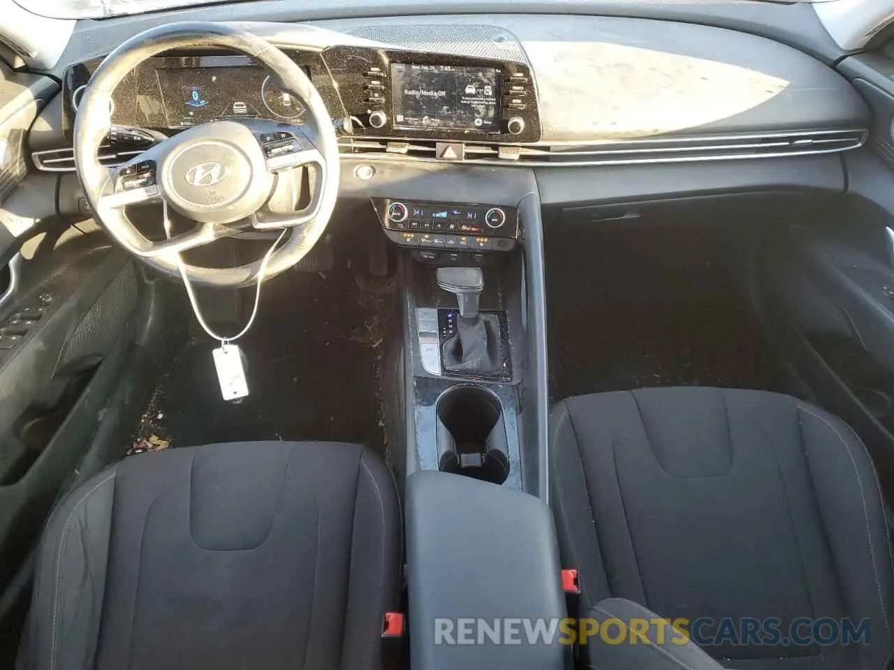 8 Photograph of a damaged car 5NPLS4AG6MH016738 HYUNDAI ELANTRA 2021