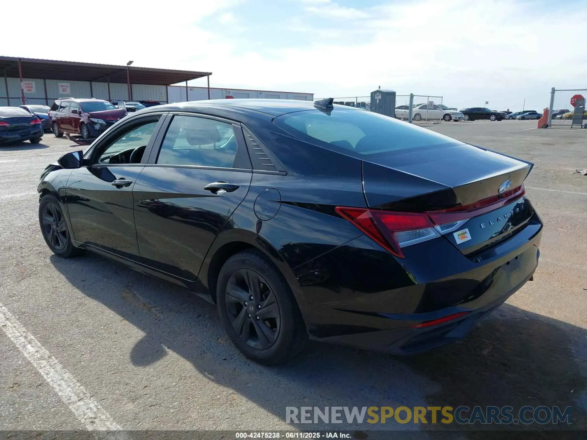 3 Photograph of a damaged car 5NPLS4AG6MH021132 HYUNDAI ELANTRA 2021