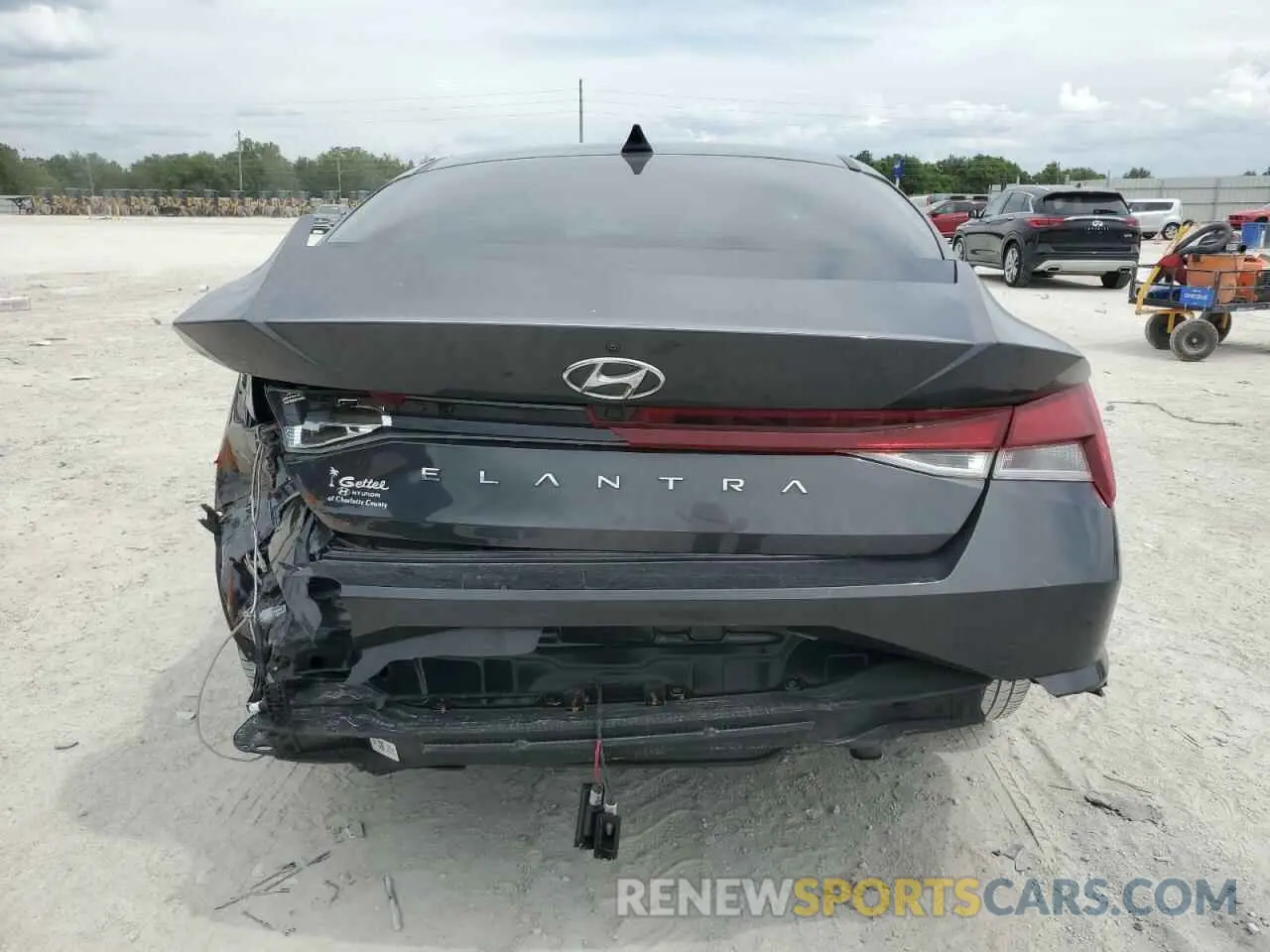6 Photograph of a damaged car 5NPLS4AG6MH022104 HYUNDAI ELANTRA 2021