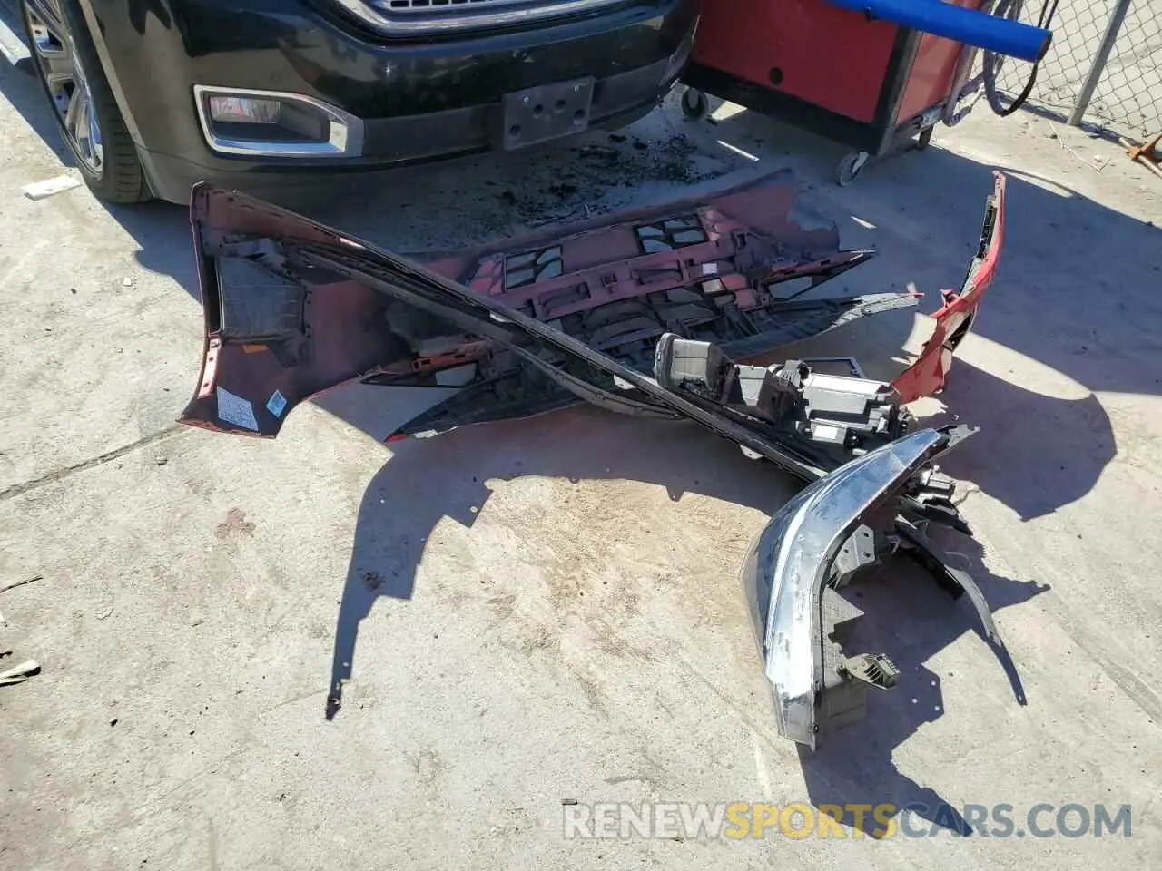 12 Photograph of a damaged car 5NPLS4AG6MH027982 HYUNDAI ELANTRA 2021