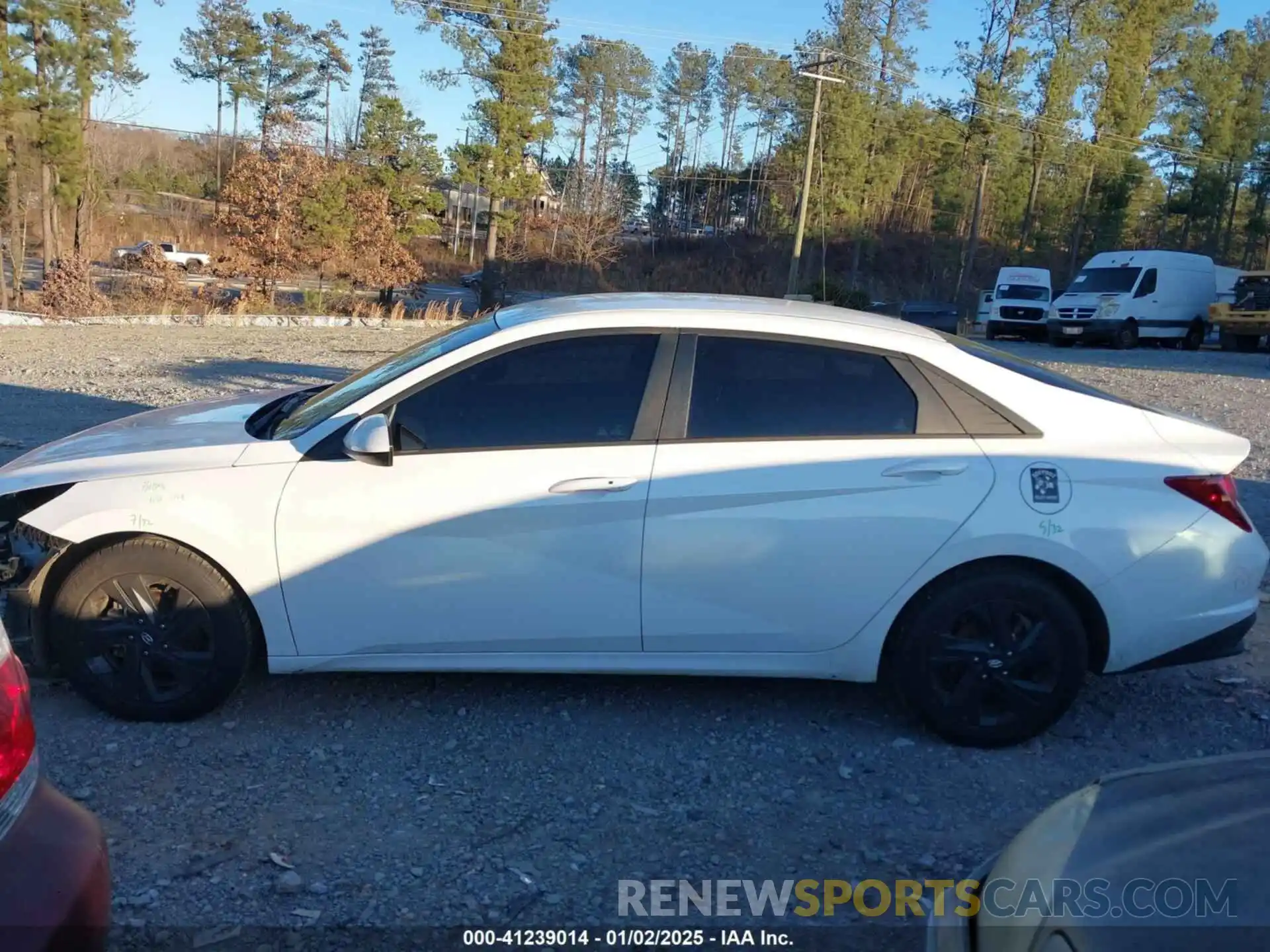 14 Photograph of a damaged car 5NPLS4AG7MH003495 HYUNDAI ELANTRA 2021