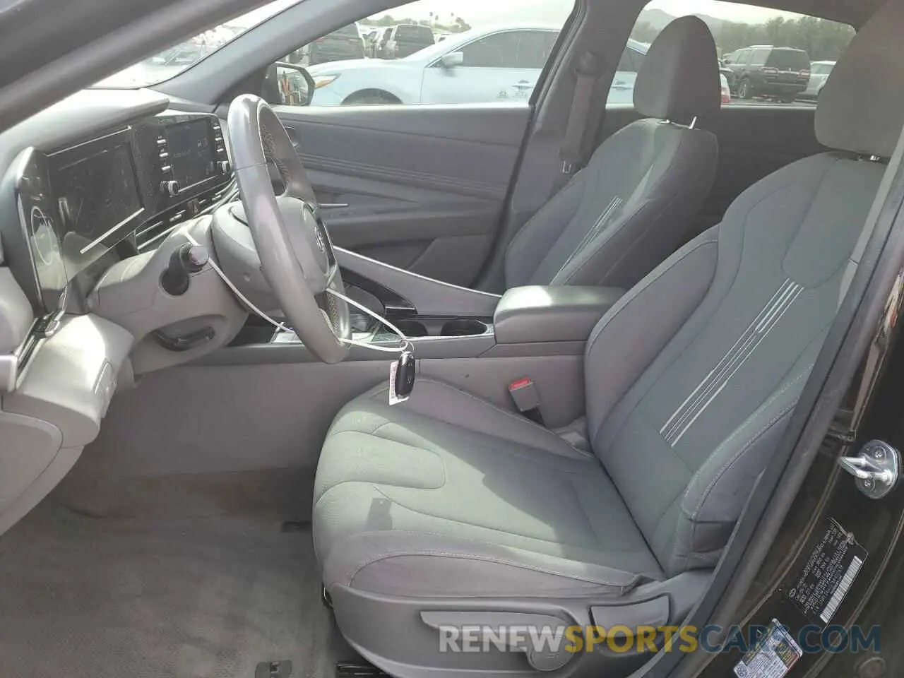 7 Photograph of a damaged car 5NPLS4AG7MH017638 HYUNDAI ELANTRA 2021