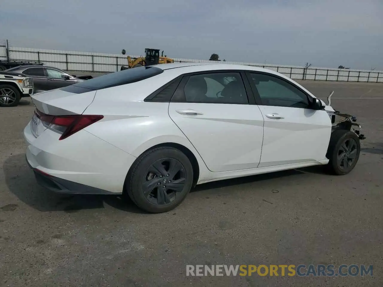 3 Photograph of a damaged car 5NPLS4AG7MH031295 HYUNDAI ELANTRA 2021