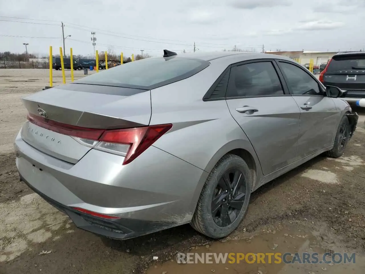 3 Photograph of a damaged car 5NPLS4AG7MH039378 HYUNDAI ELANTRA 2021