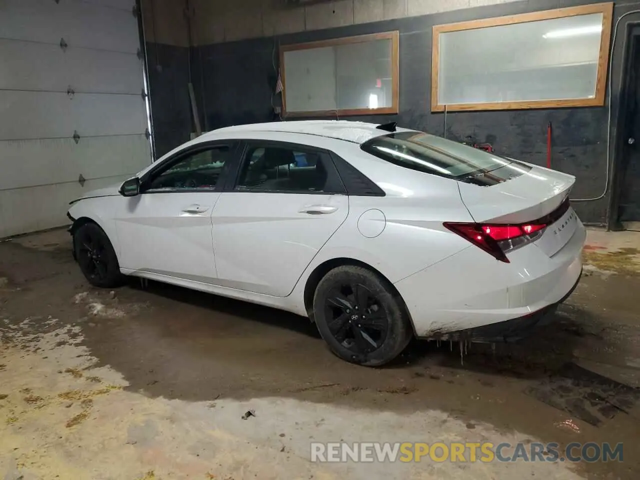 2 Photograph of a damaged car 5NPLS4AG7MH039591 HYUNDAI ELANTRA 2021