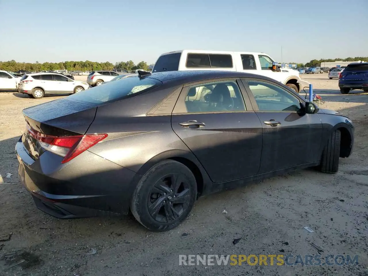3 Photograph of a damaged car 5NPLS4AG8MH002369 HYUNDAI ELANTRA 2021