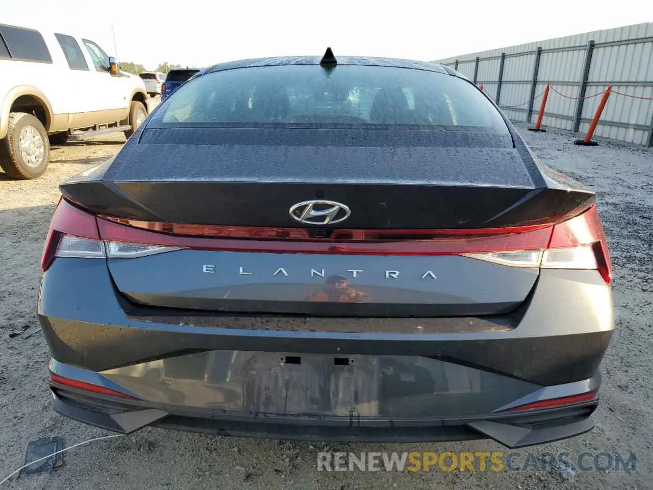6 Photograph of a damaged car 5NPLS4AG8MH002369 HYUNDAI ELANTRA 2021
