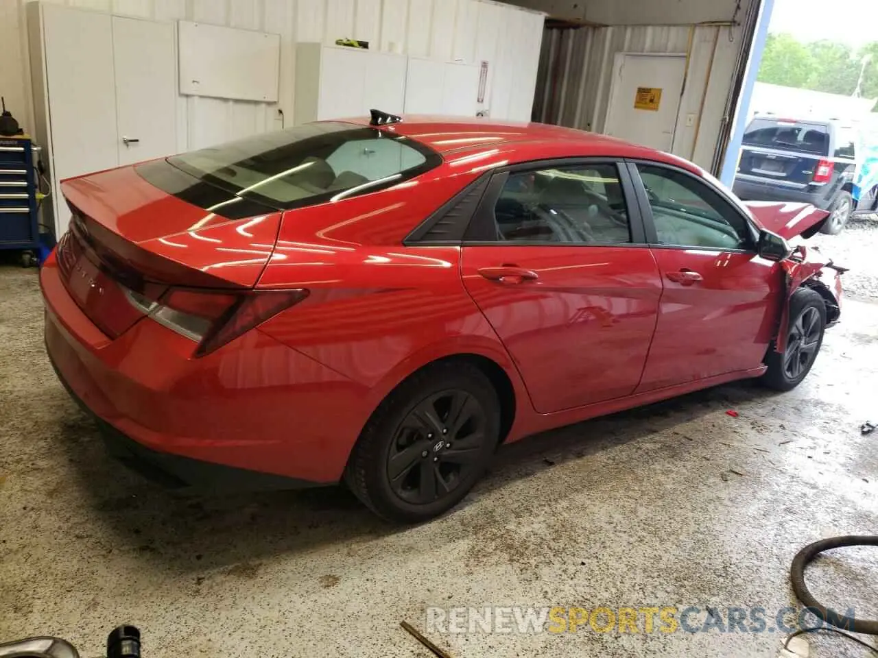 3 Photograph of a damaged car 5NPLS4AG8MH027806 HYUNDAI ELANTRA 2021