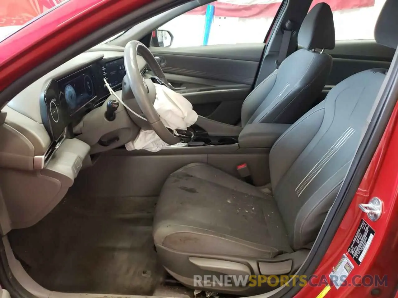 7 Photograph of a damaged car 5NPLS4AG8MH027806 HYUNDAI ELANTRA 2021