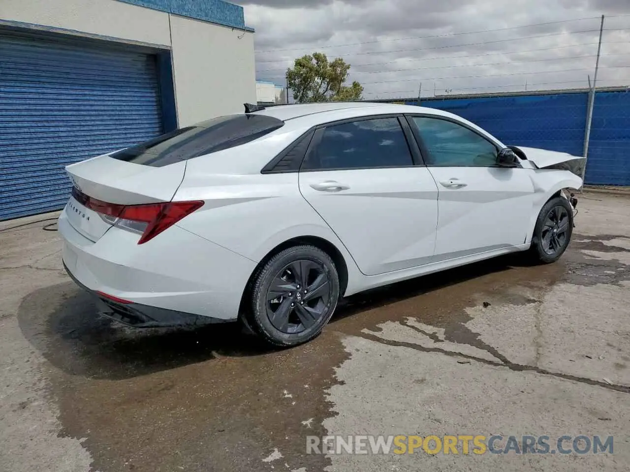 3 Photograph of a damaged car 5NPLS4AG9MH033095 HYUNDAI ELANTRA 2021