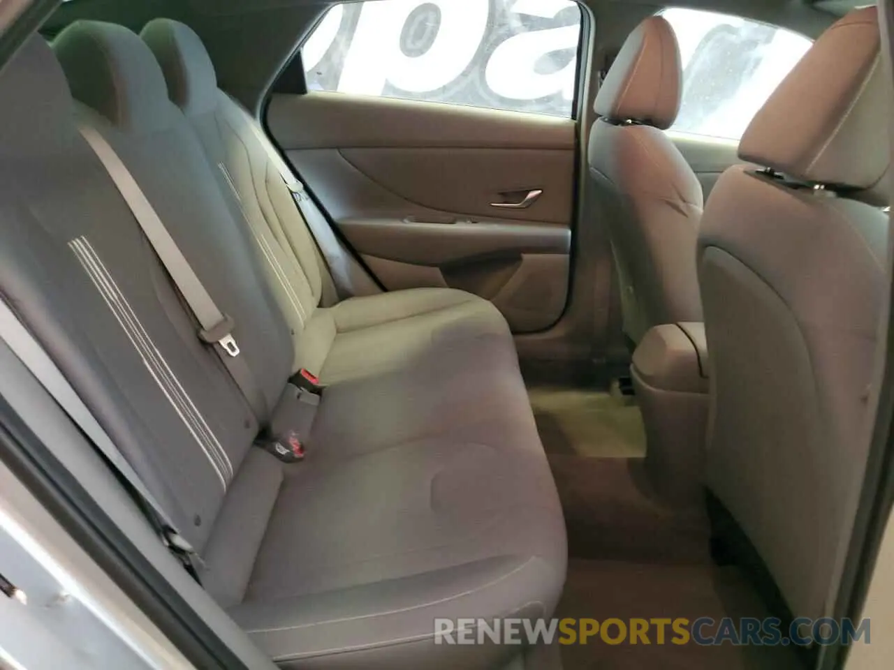 10 Photograph of a damaged car 5NPLS4AGXMH000185 HYUNDAI ELANTRA 2021