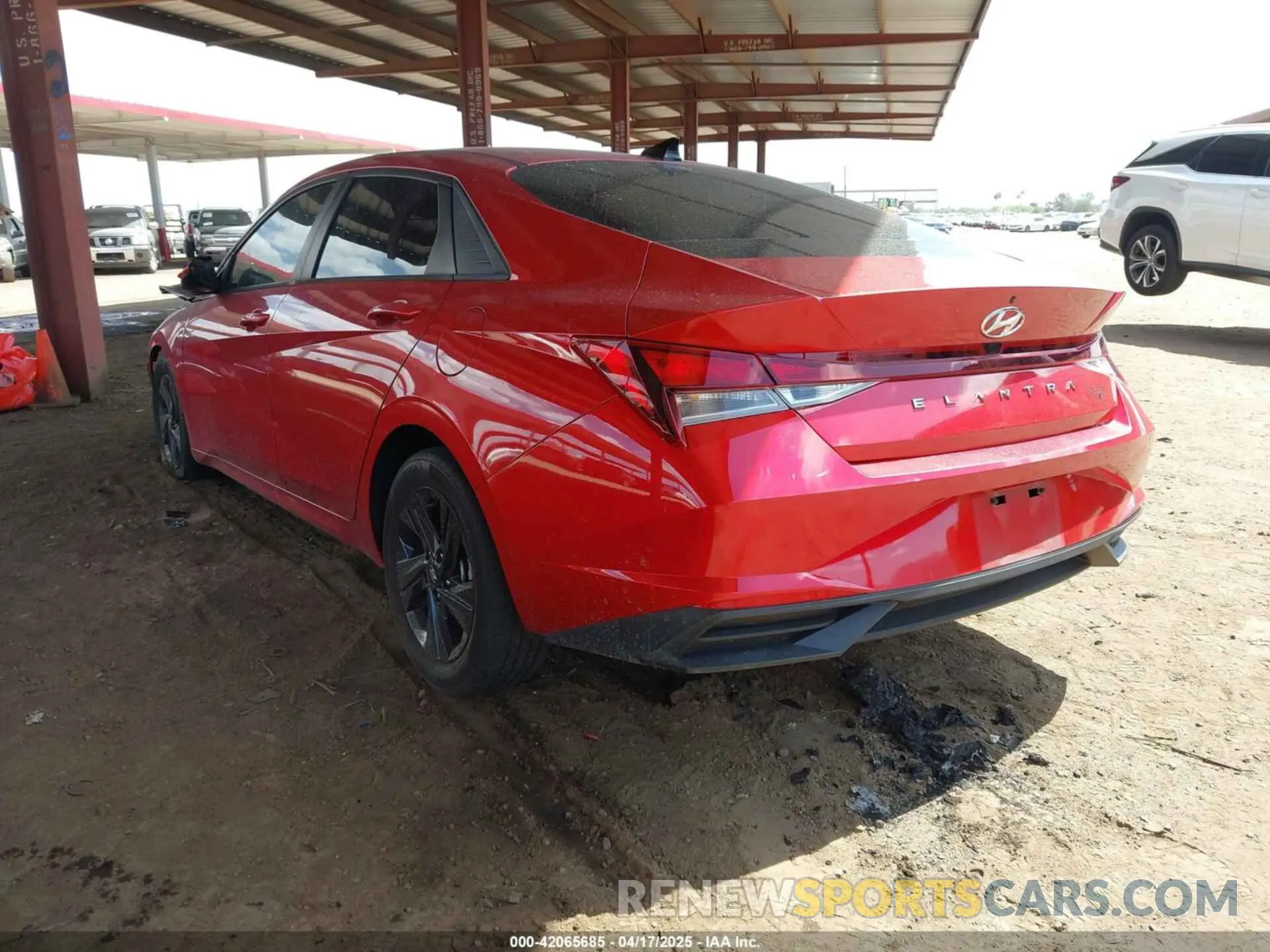 3 Photograph of a damaged car 5NPLS4AGXMH041772 HYUNDAI ELANTRA 2021