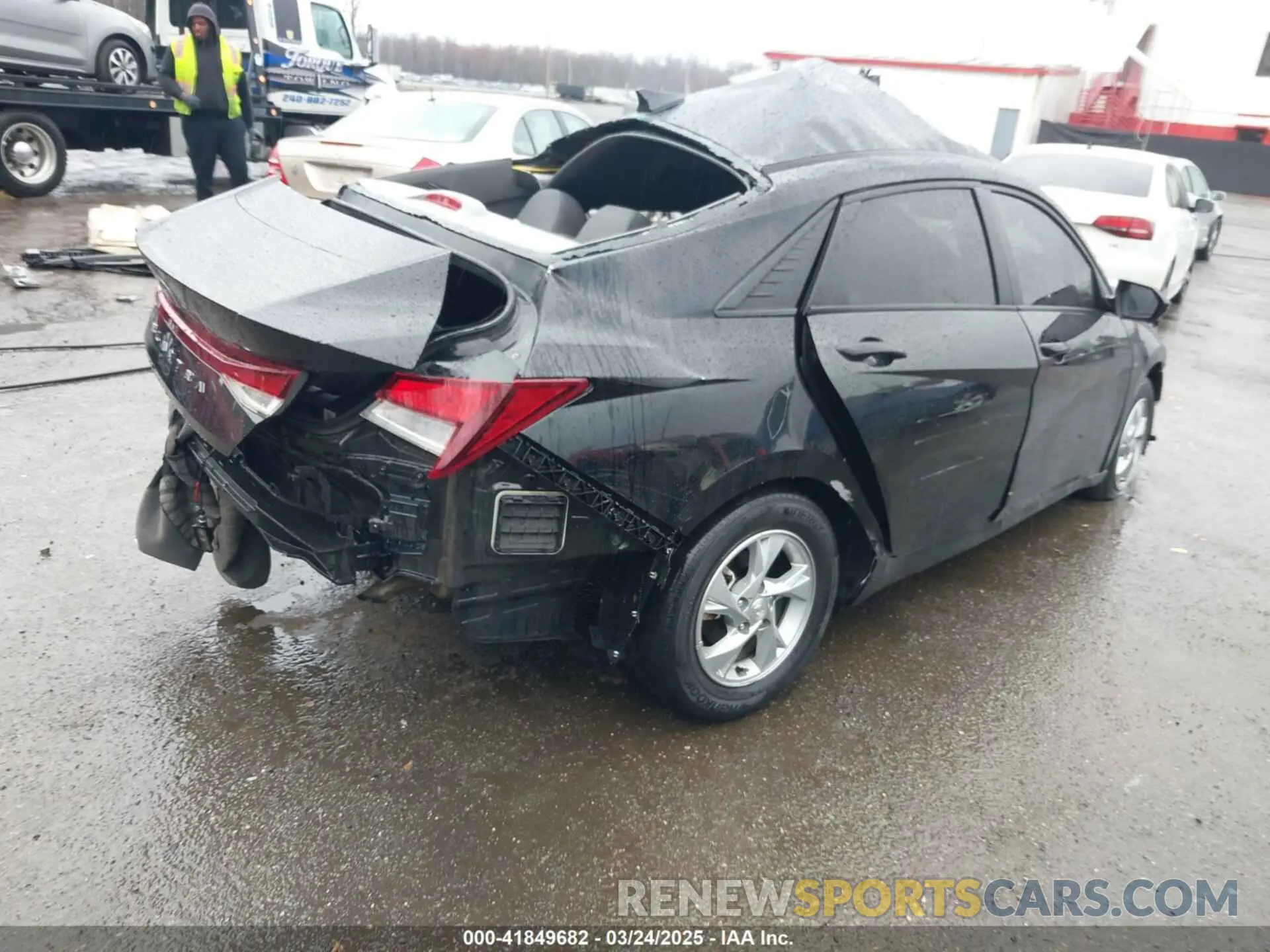 4 Photograph of a damaged car KMHLL4AG2MU071721 HYUNDAI ELANTRA 2021