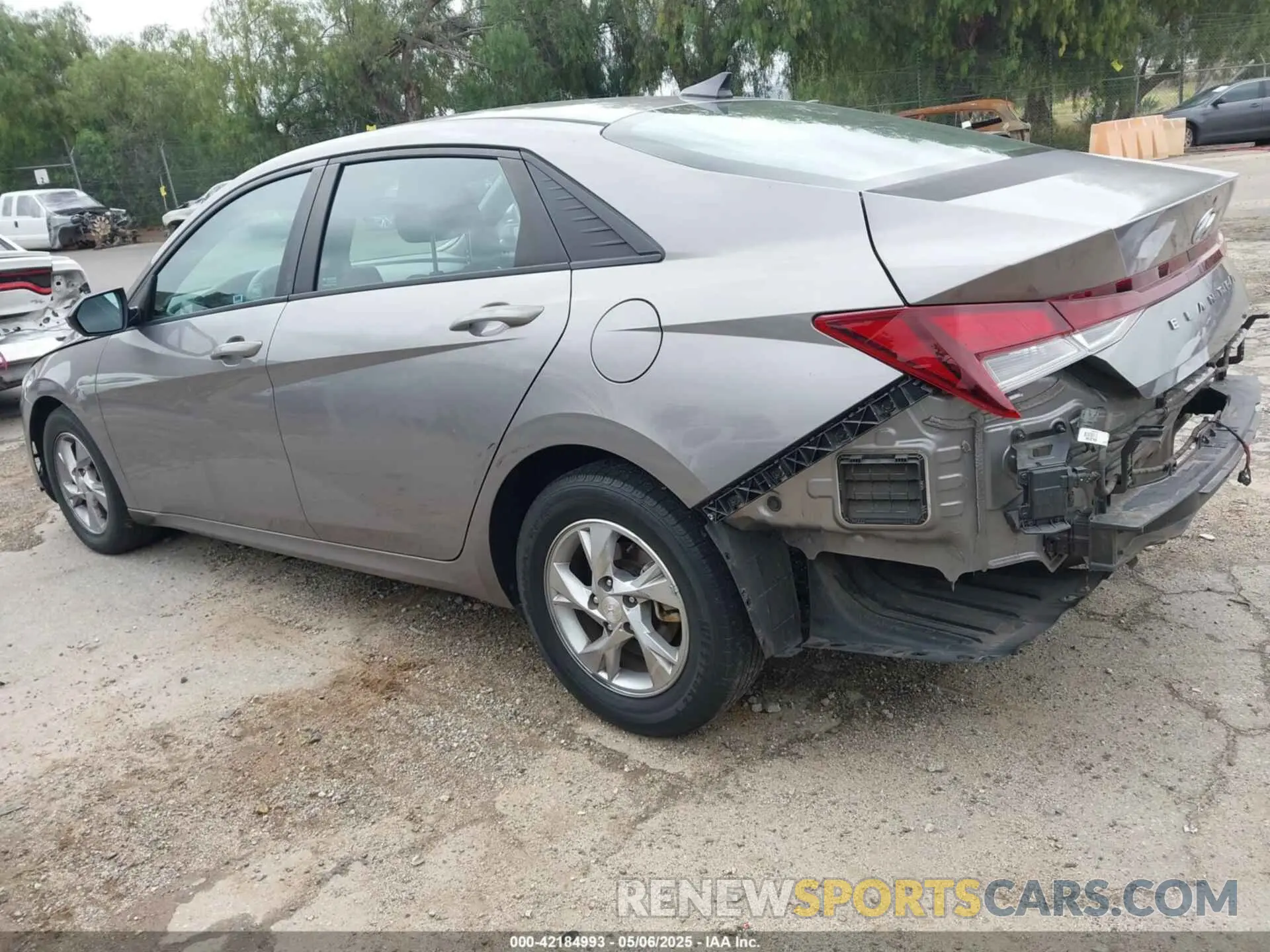 3 Photograph of a damaged car KMHLL4AG3MU121929 HYUNDAI ELANTRA 2021