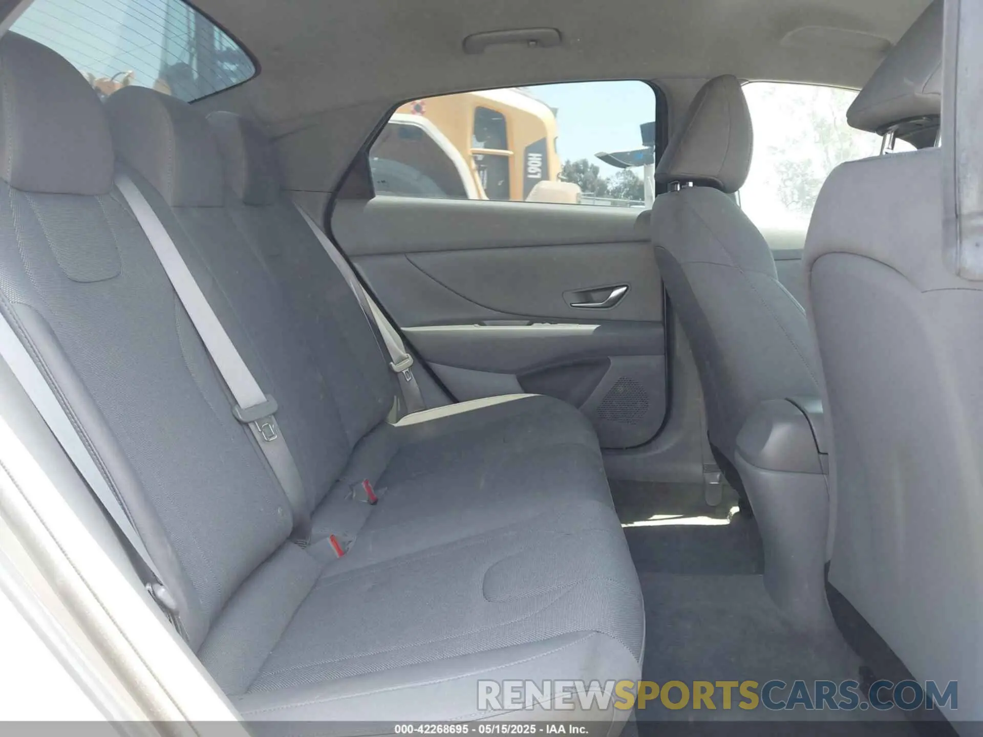 8 Photograph of a damaged car KMHLL4AG6MU141656 HYUNDAI ELANTRA 2021