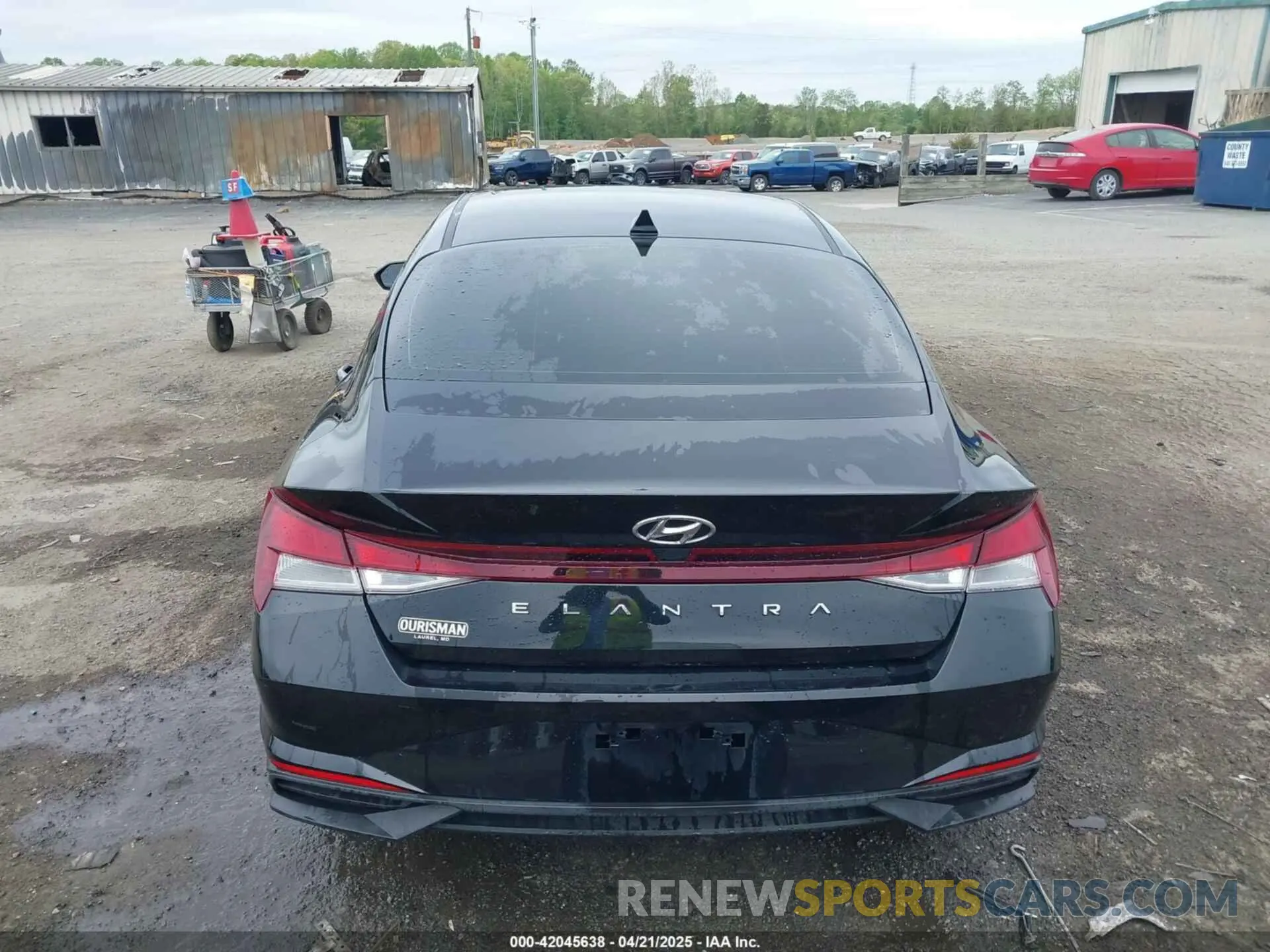 17 Photograph of a damaged car KMHLL4AGXMU105372 HYUNDAI ELANTRA 2021