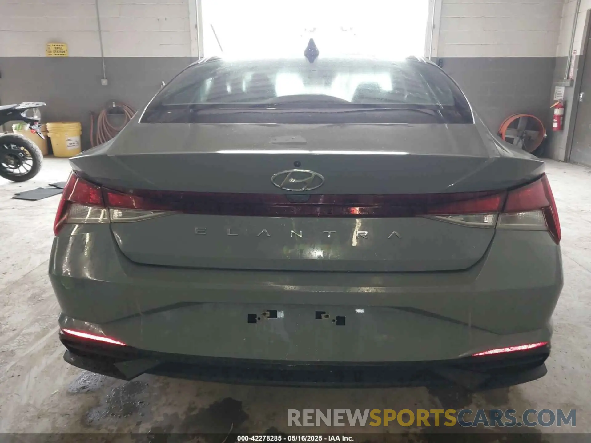 16 Photograph of a damaged car KMHLL4AGXMU119823 HYUNDAI ELANTRA 2021