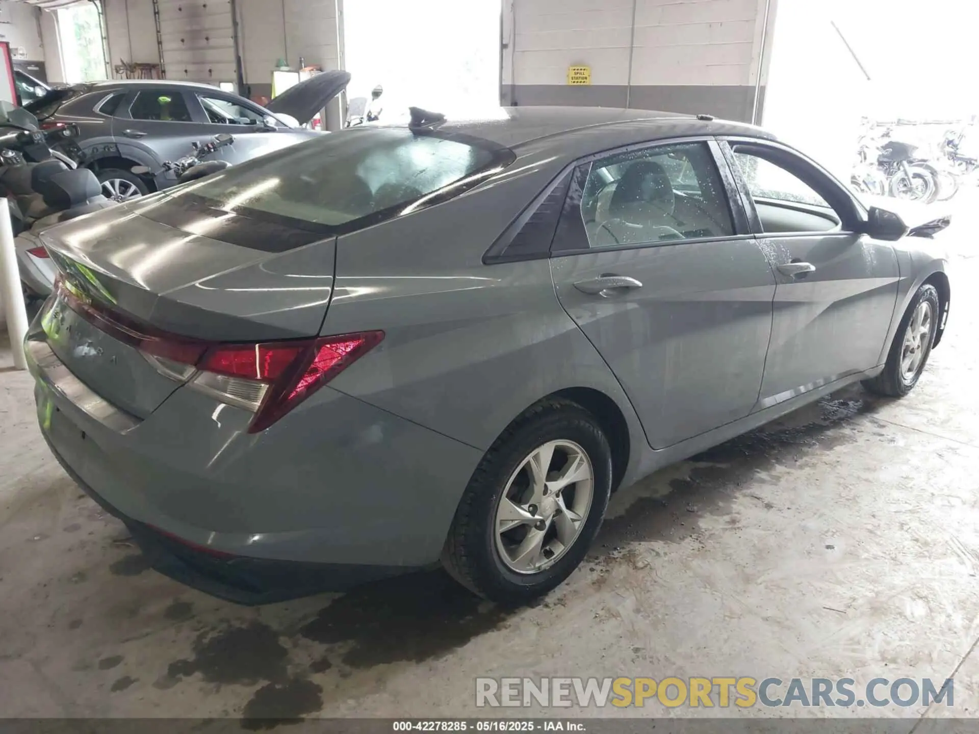4 Photograph of a damaged car KMHLL4AGXMU119823 HYUNDAI ELANTRA 2021