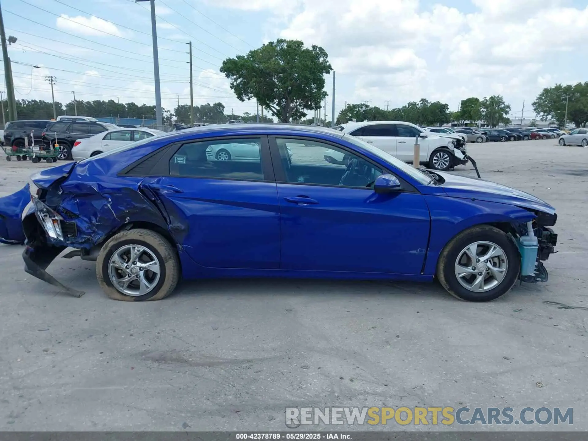 14 Photograph of a damaged car KMHLL4AGXMU178032 HYUNDAI ELANTRA 2021