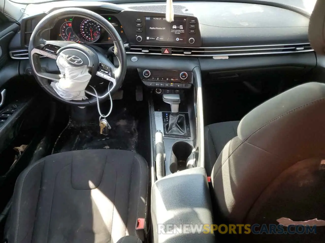 8 Photograph of a damaged car KMHLM4AG0MU067101 HYUNDAI ELANTRA 2021