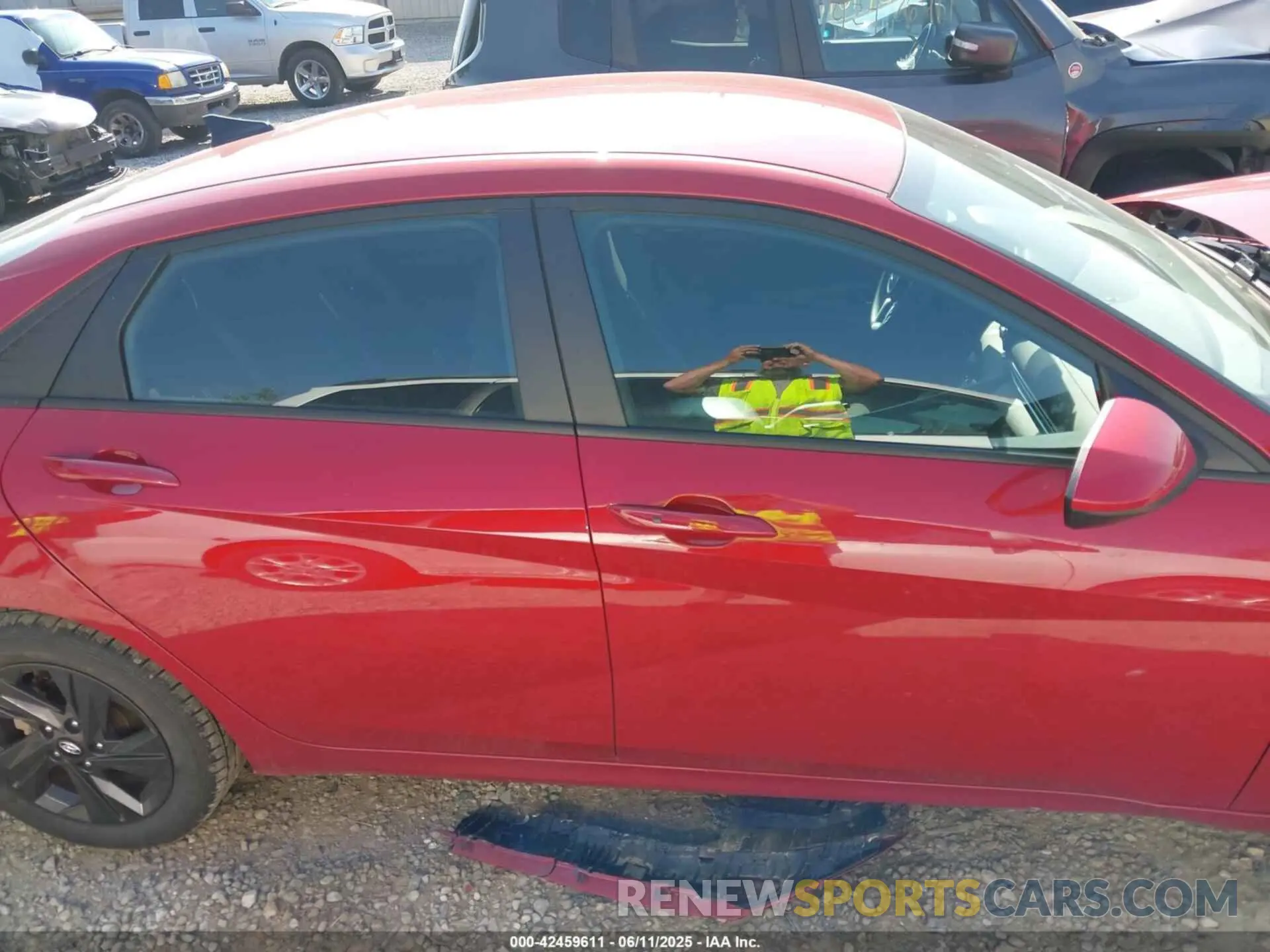 14 Photograph of a damaged car KMHLM4AG0MU074498 HYUNDAI ELANTRA 2021