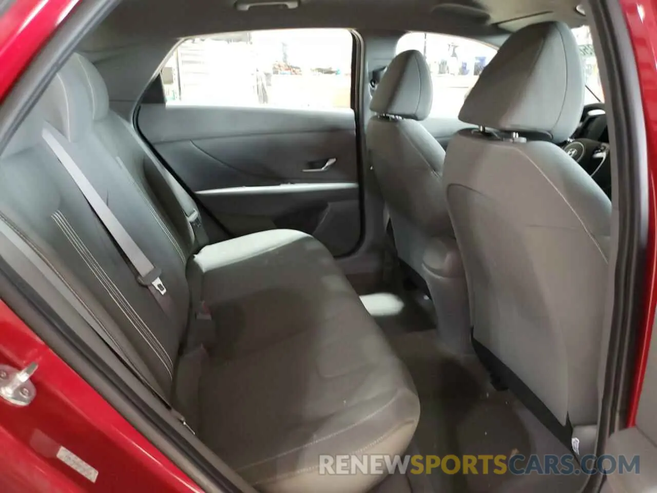 10 Photograph of a damaged car KMHLM4AG0MU163214 HYUNDAI ELANTRA 2021