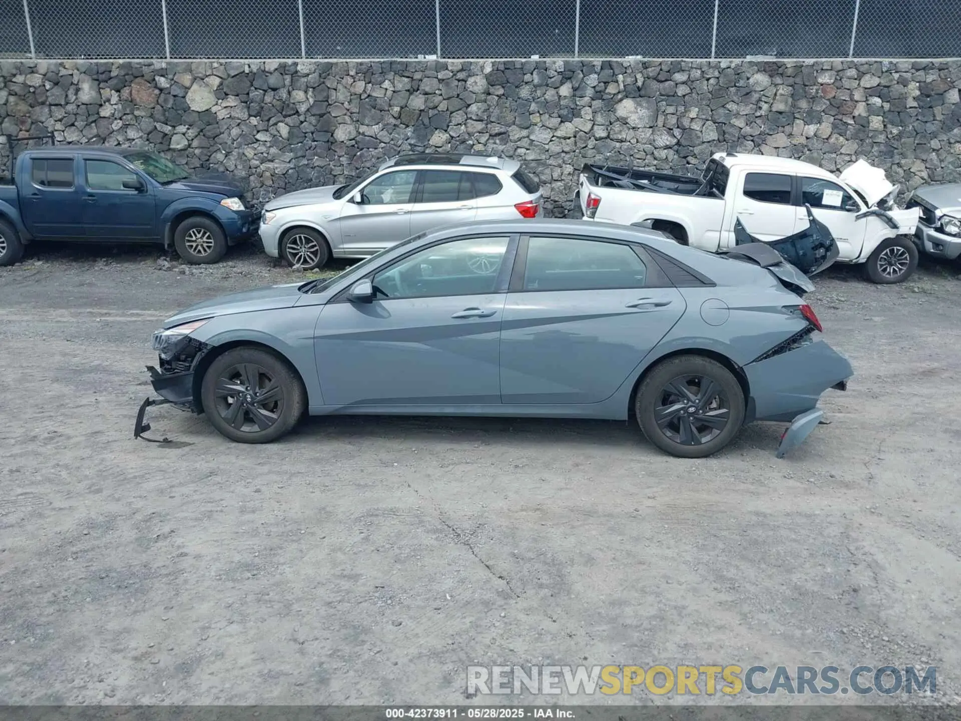 14 Photograph of a damaged car KMHLM4AG1MU209522 HYUNDAI ELANTRA 2021