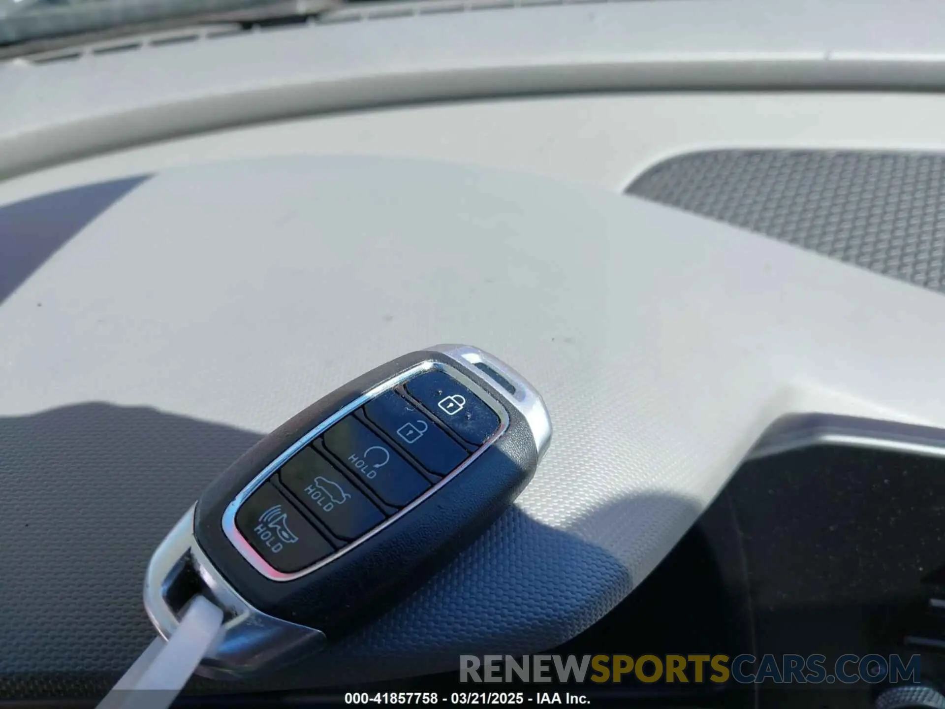 11 Photograph of a damaged car KMHLM4AG2MU066127 HYUNDAI ELANTRA 2021