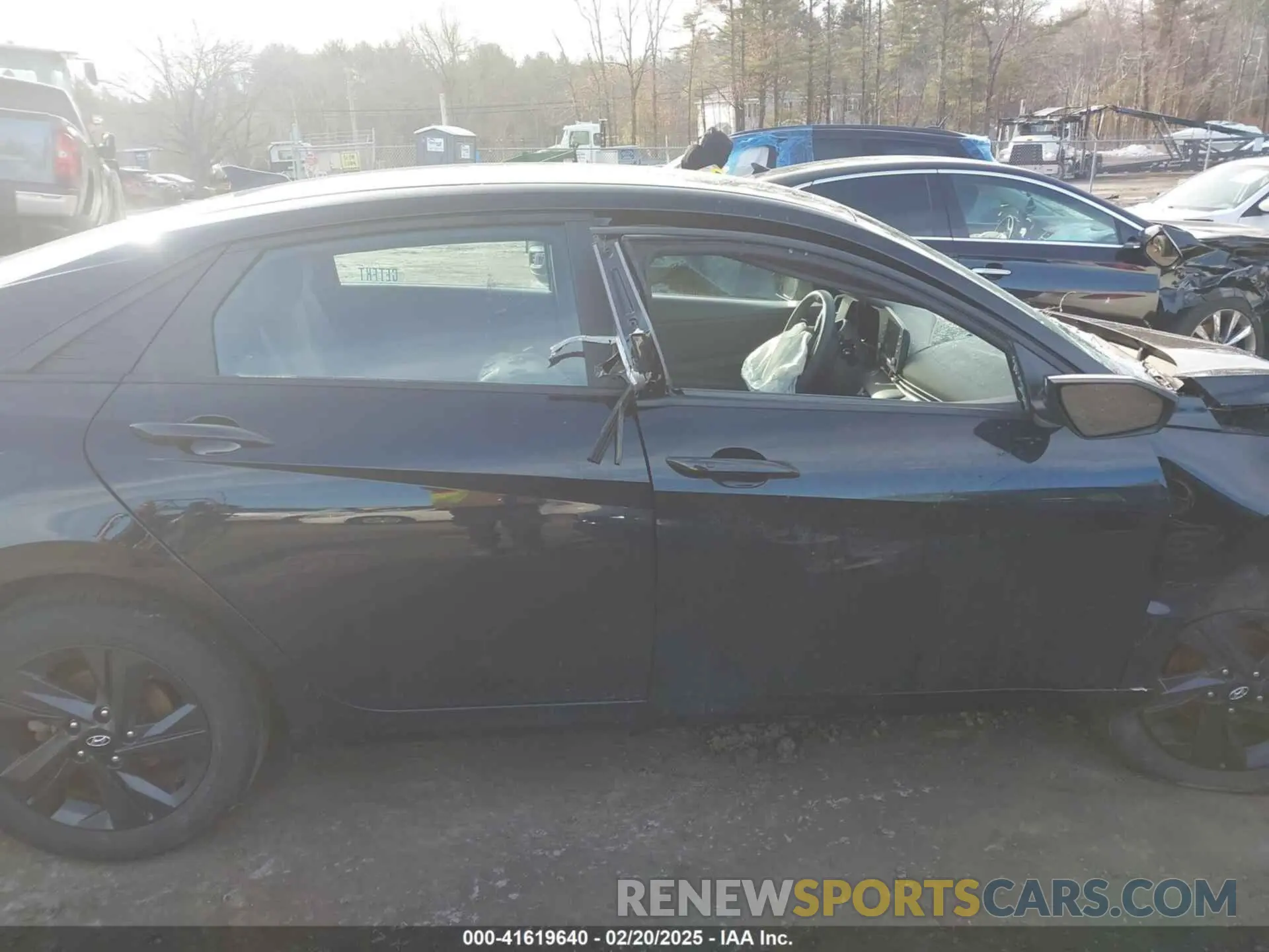 14 Photograph of a damaged car KMHLM4AG3MU091733 HYUNDAI ELANTRA 2021