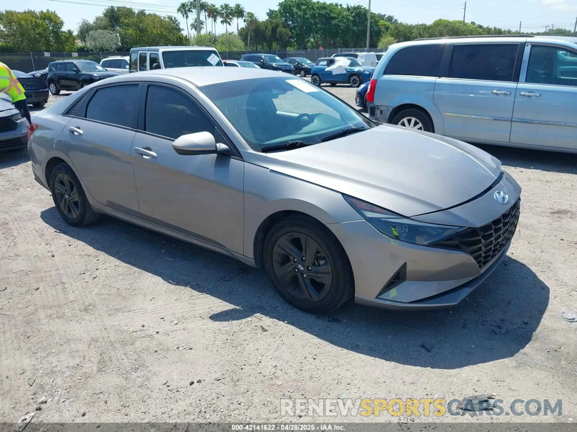 1 Photograph of a damaged car KMHLM4AG3MU209568 HYUNDAI ELANTRA 2021