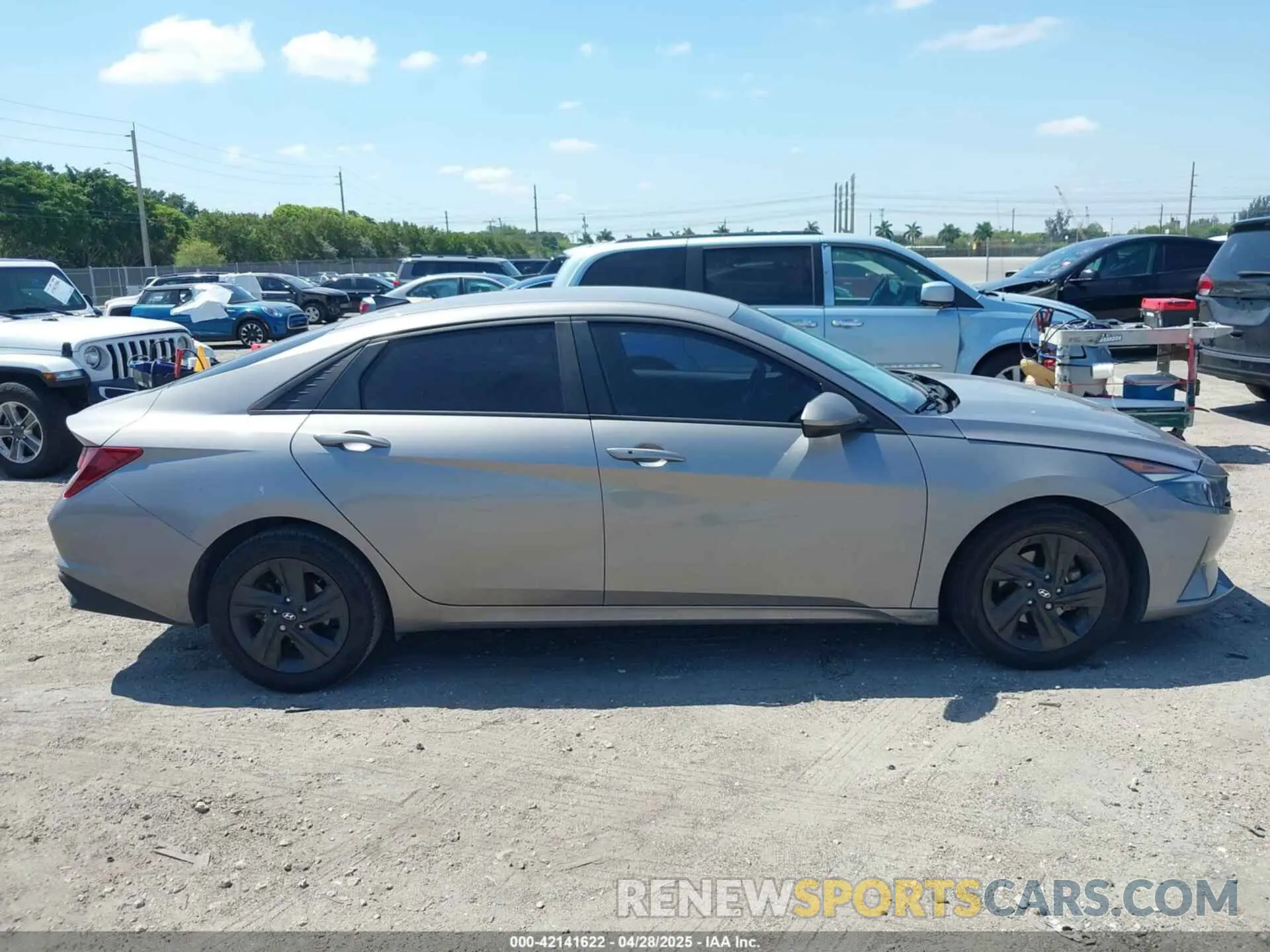 13 Photograph of a damaged car KMHLM4AG3MU209568 HYUNDAI ELANTRA 2021