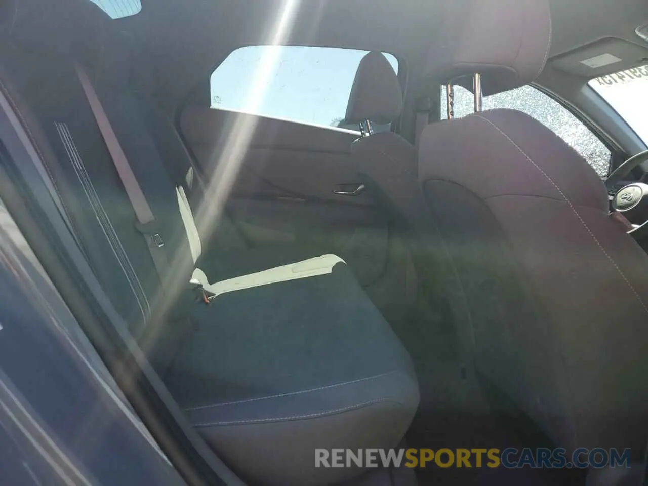 10 Photograph of a damaged car KMHLM4AG4MU069272 HYUNDAI ELANTRA 2021