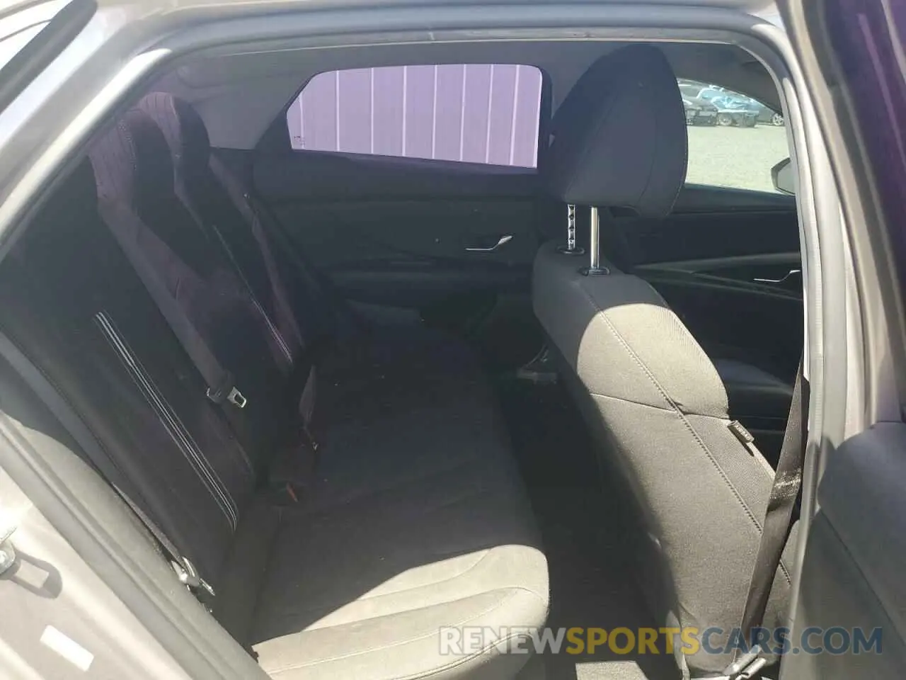 10 Photograph of a damaged car KMHLM4AG4MU140325 HYUNDAI ELANTRA 2021
