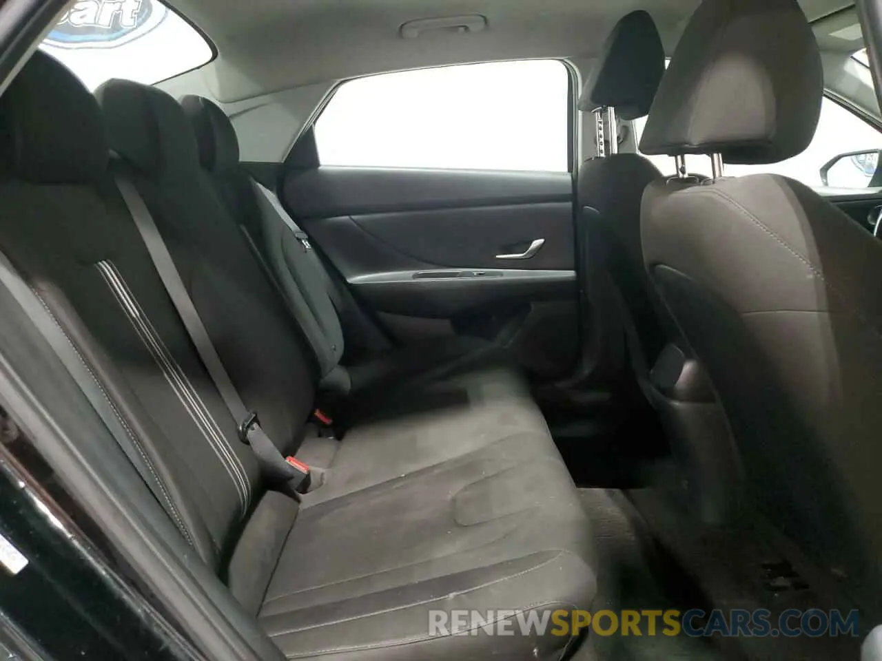 10 Photograph of a damaged car KMHLM4AG5MU074528 HYUNDAI ELANTRA 2021