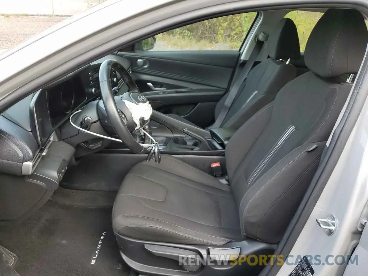 7 Photograph of a damaged car KMHLM4AG5MU076134 HYUNDAI ELANTRA 2021