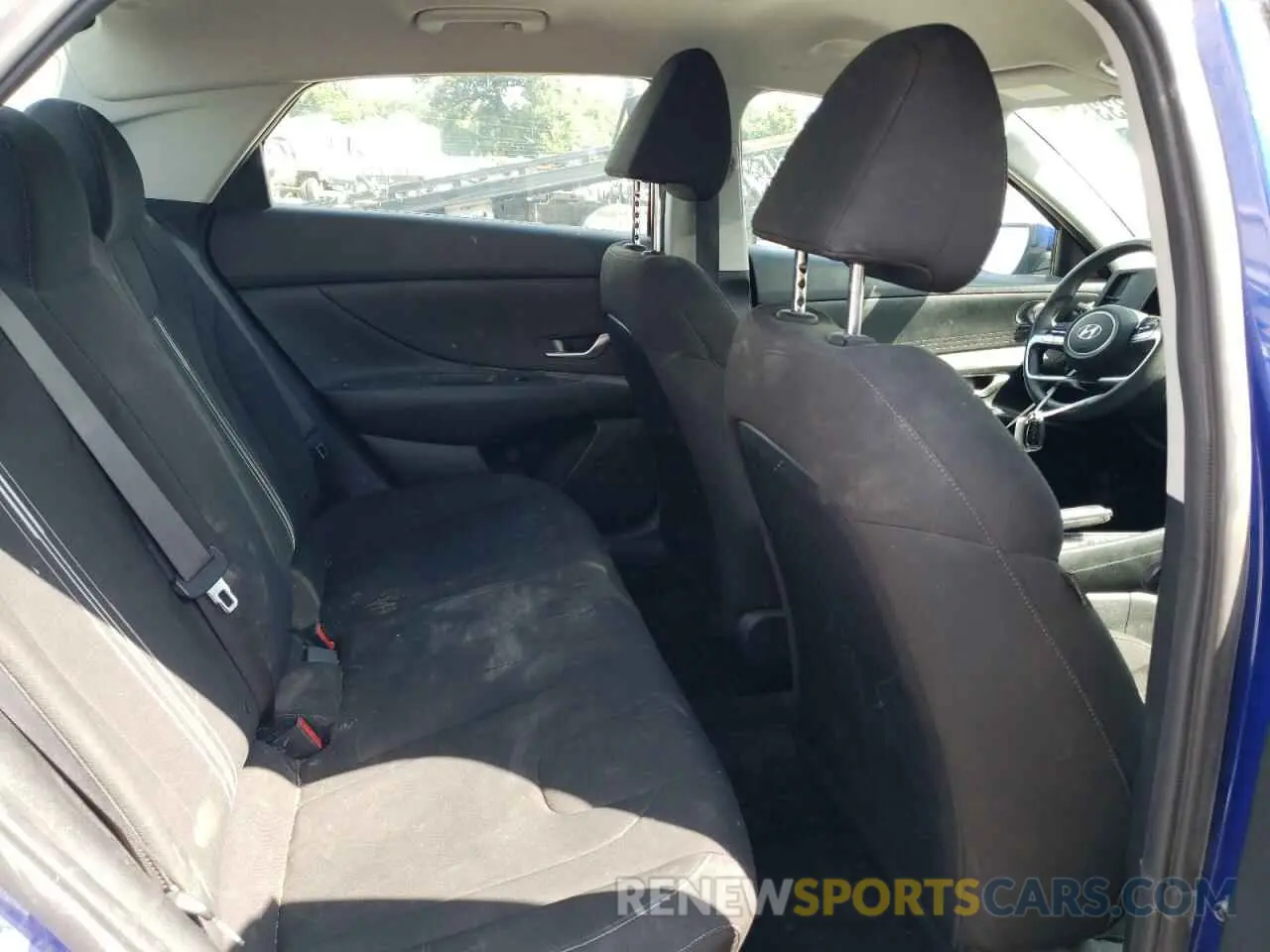 10 Photograph of a damaged car KMHLM4AG5MU105695 HYUNDAI ELANTRA 2021
