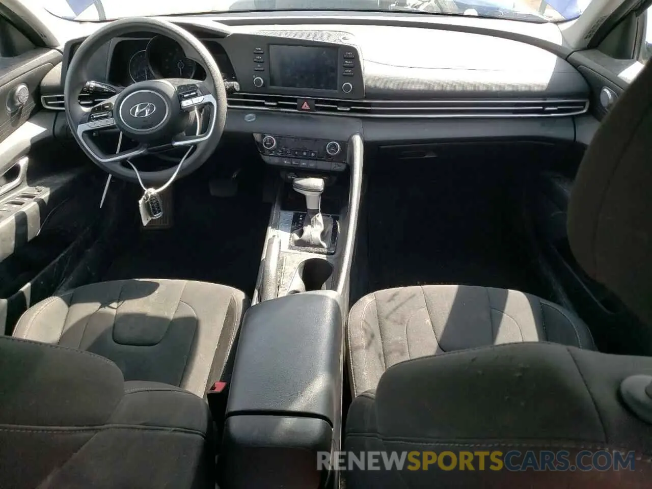 8 Photograph of a damaged car KMHLM4AG5MU105695 HYUNDAI ELANTRA 2021
