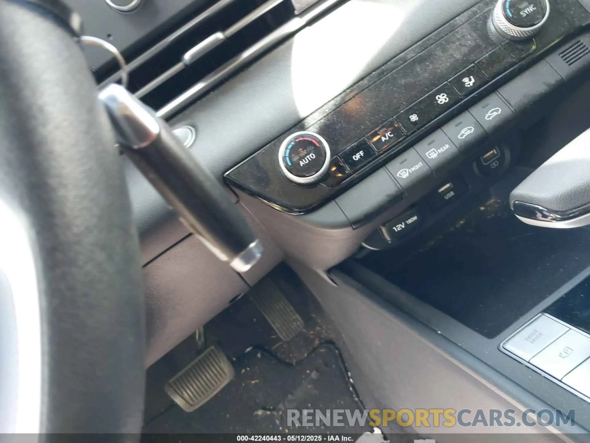 11 Photograph of a damaged car KMHLM4AG5MU157277 HYUNDAI ELANTRA 2021