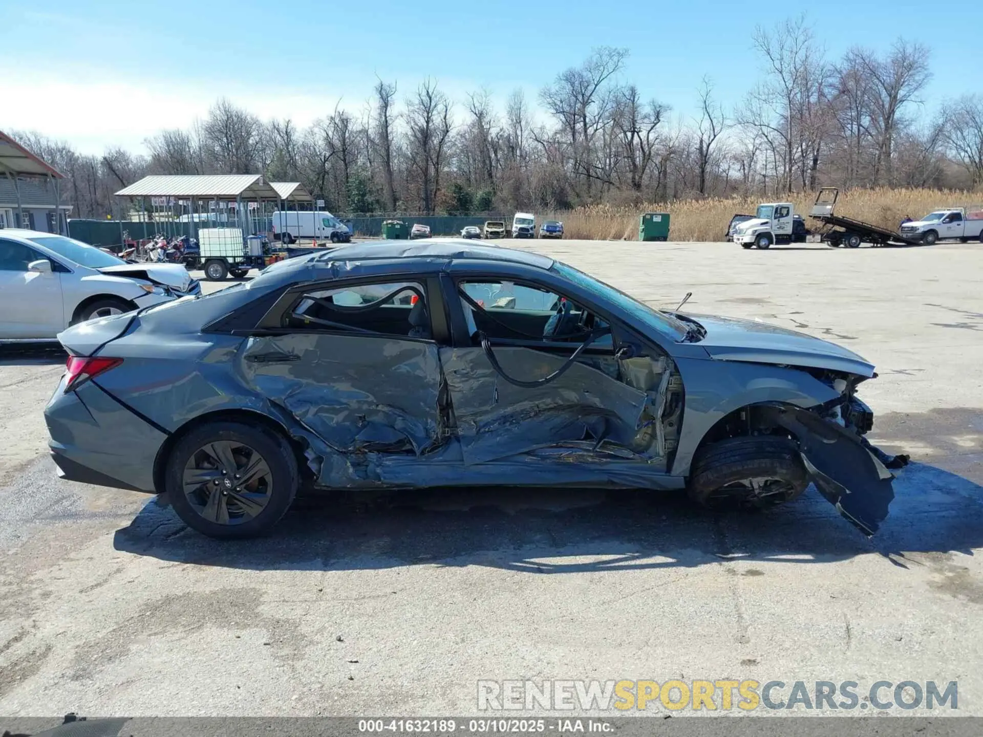 14 Photograph of a damaged car KMHLM4AG7MU105570 HYUNDAI ELANTRA 2021