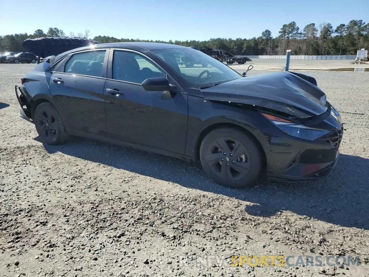 4 Photograph of a damaged car KMHLM4AG8MU157337 HYUNDAI ELANTRA 2021