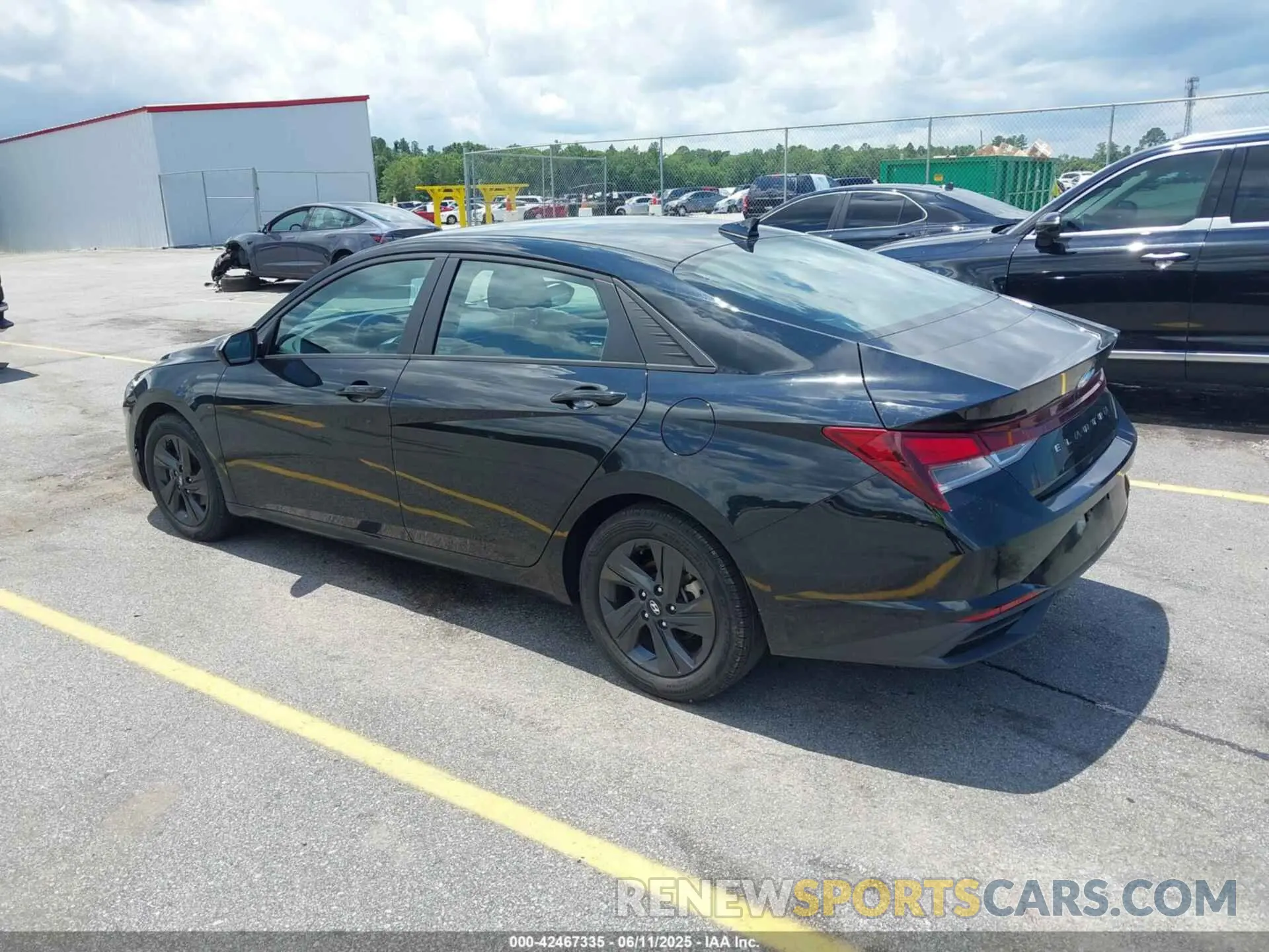 3 Photograph of a damaged car KMHLM4AG9MU091784 HYUNDAI ELANTRA 2021
