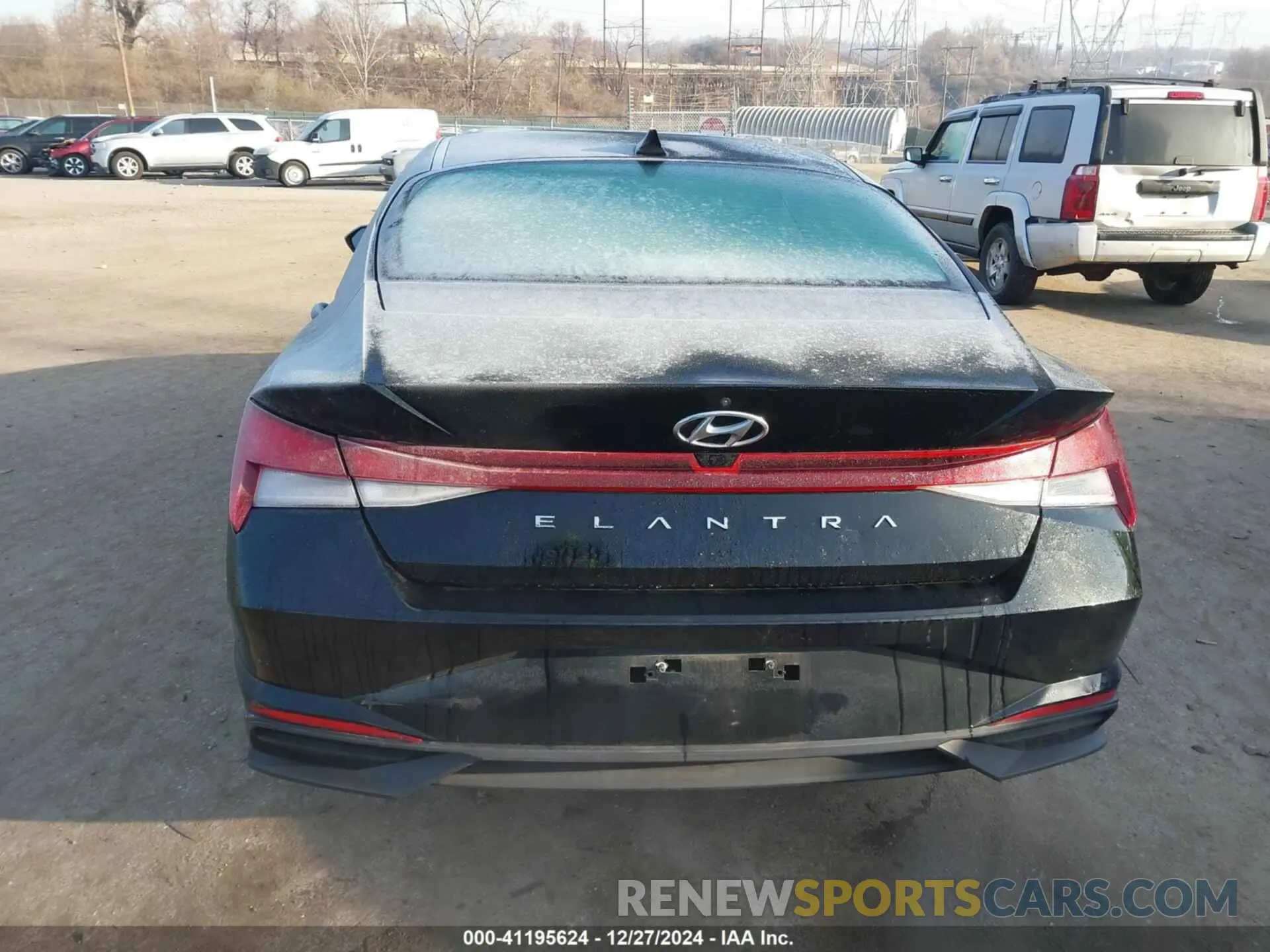 16 Photograph of a damaged car KMHLM4AG9MU119079 HYUNDAI ELANTRA 2021