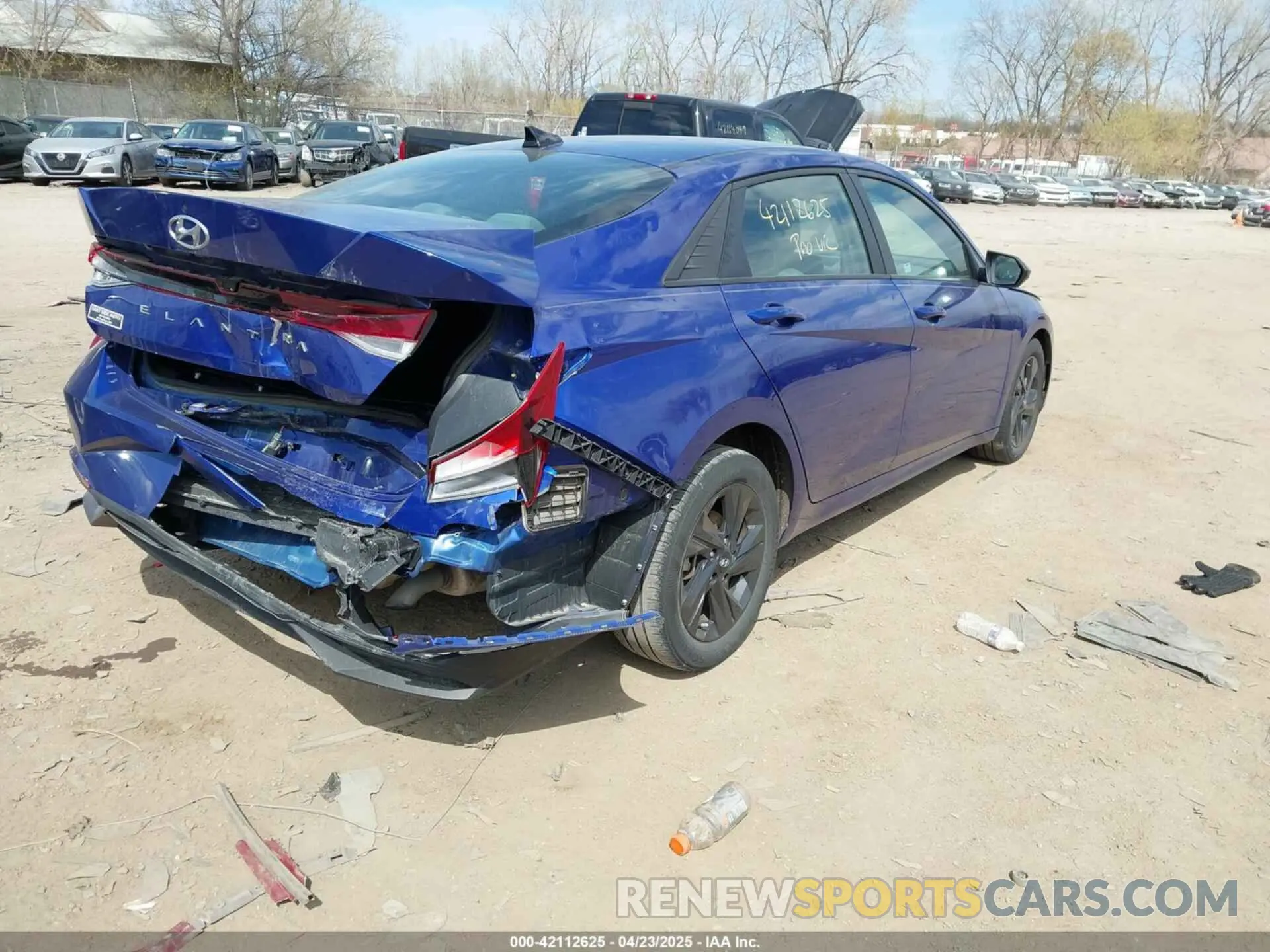 4 Photograph of a damaged car KMHLM4AGXMU070121 HYUNDAI ELANTRA 2021