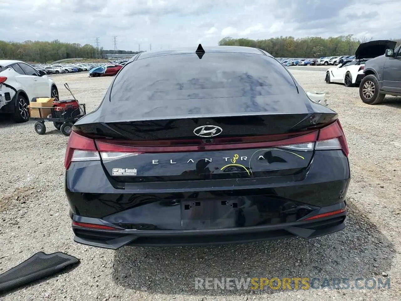 6 Photograph of a damaged car KMHLM4AGXMU147098 HYUNDAI ELANTRA 2021